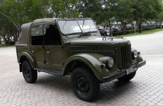 Illustration for article titled What is this Jeep-Like "Russian" Military Vehicle?